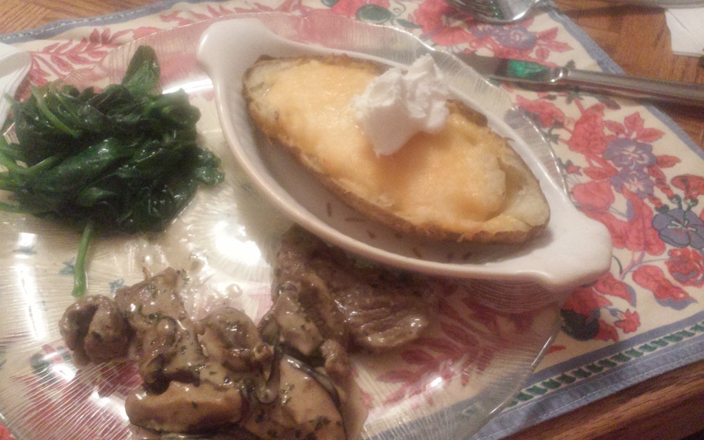 Ragamuffin Steak & 2x Potatoes + Spinach (1)